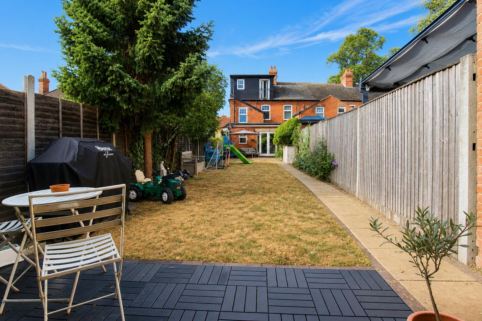 Gratwicke Road, Tilehurst, Reading